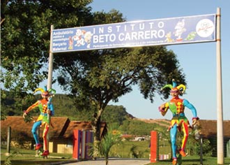 Instituto RessoArte comemora Semana da Criança no parque 'Beto Carrero World' - O Pantaneiro